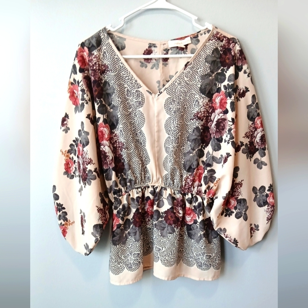Hailey & Co Cream Floral Boho Festival Top Womens Size Small